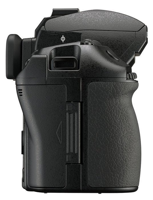 Olympus E-5 12.3MP Digital SLR with 3-inch LCD [Body Only] (Black) N5