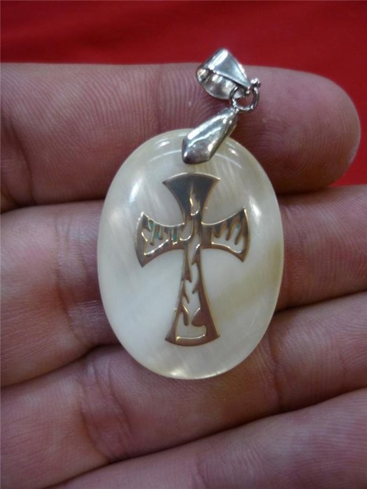 Beautiful Pure Pearl Pendant with Crucifix Cross Hand Made From Jerusalem N2