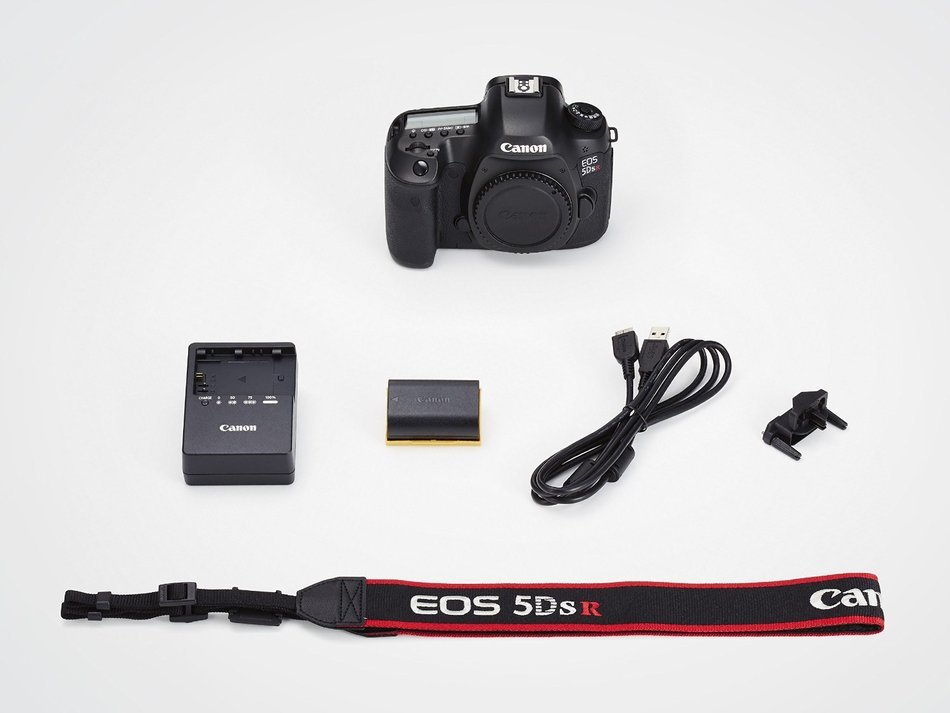 Canon EOS 5DS R Digital SLR with Low-Pass Filter Effect Cancellation (Body Only) N6