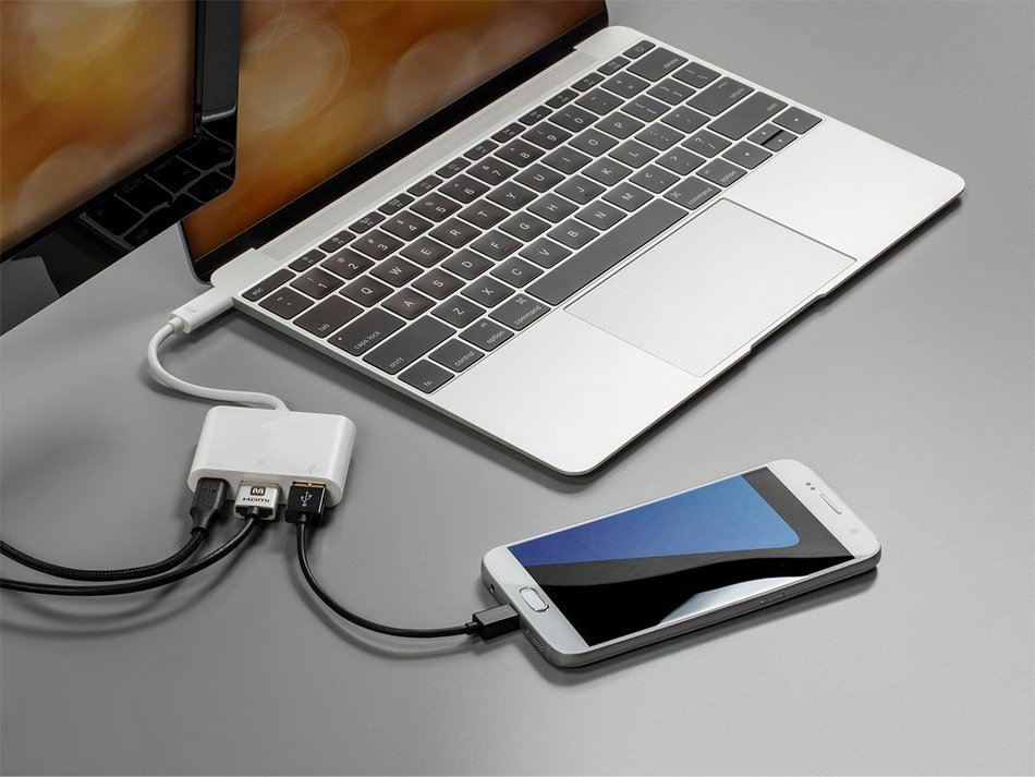 Monoprice Select Series USB-C HDMI Multiport Adapter N5