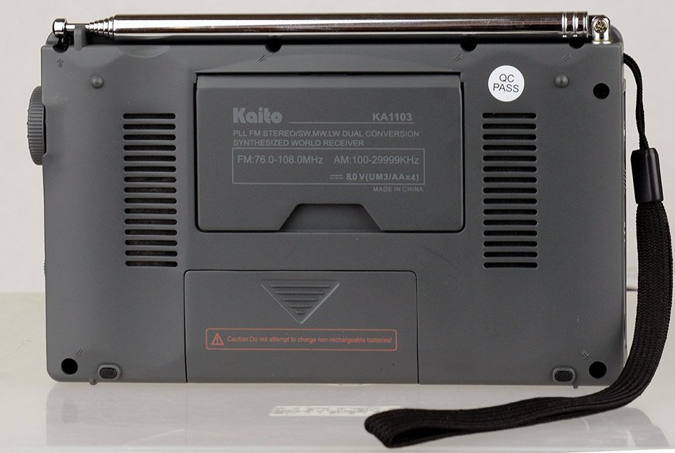 Kaito KA1103 Worldband Radio, Silver N14