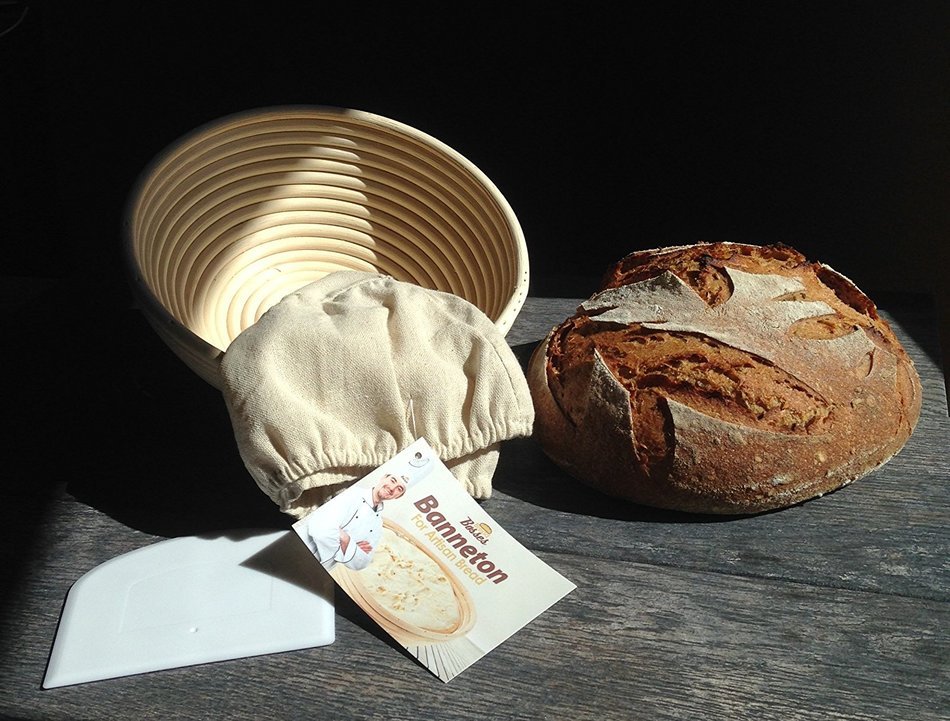 (9 Inch) Banneton Proofing Basket + Free Bowl Scraper & Cloth Liner - Perfect Bread Loaf Shape Flour Round Rising... N4