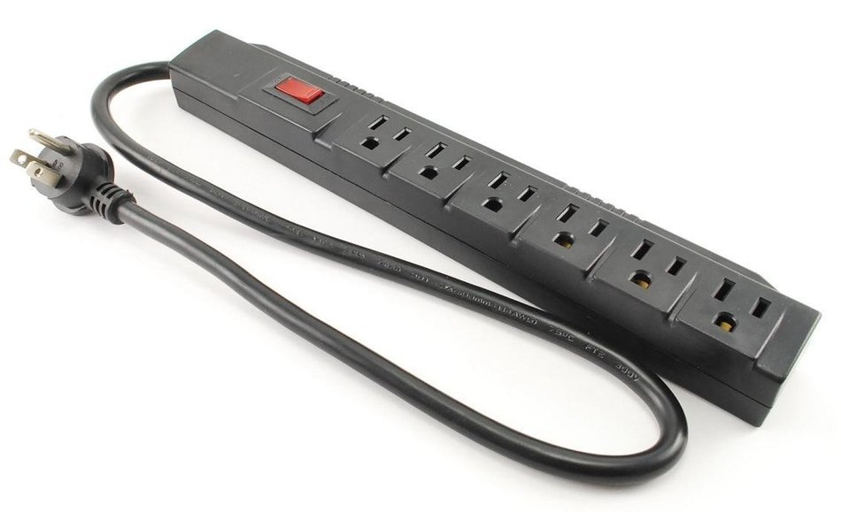 CablesOnline, 6 Outlet Surge Strip , Horizontal , 90 Joules, 24in (2 ft.) Cable, (SP-002)