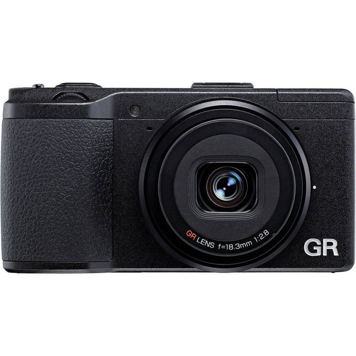 Ricoh GR II Digital Camera With Stylish Urban Leather Set N6