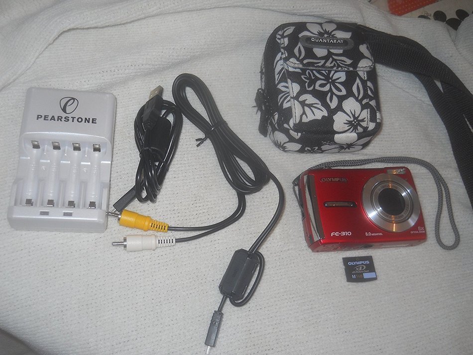 Olympus FE-310 Red 8.0 Mp Digital Camera N5