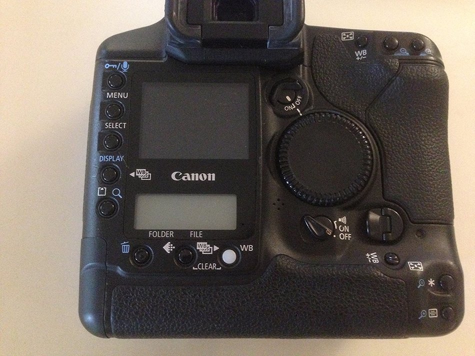 Canon EOS-1D Mark II 8.2MP Digital SLR Camera (Body Only) N5