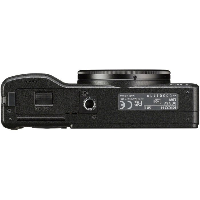 Ricoh GR II Digital Camera With Stylish Urban Leather Set N7