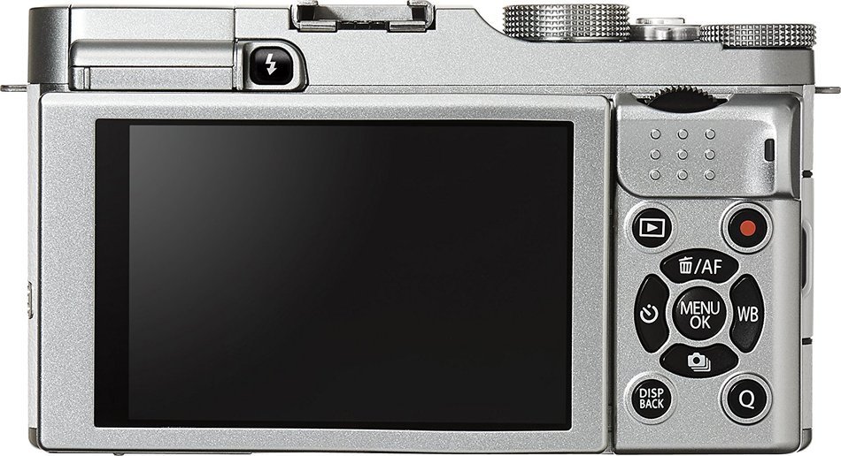 Fujifilm X-A2 w/ XC16-50mm F3.5-5.6II Kit White