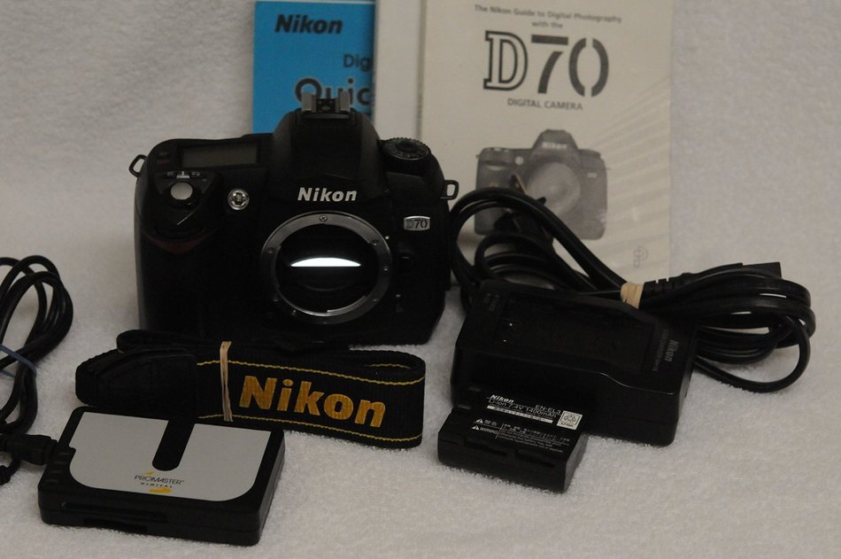 Nikon D70 Digital Camera (Body Only) N2