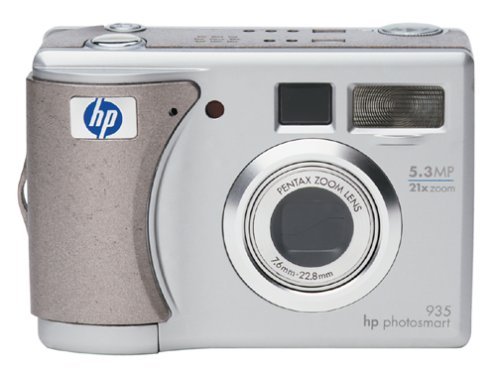 HP Photosmart 935XI 5.3MP Digital Camera with Camera Dock N2