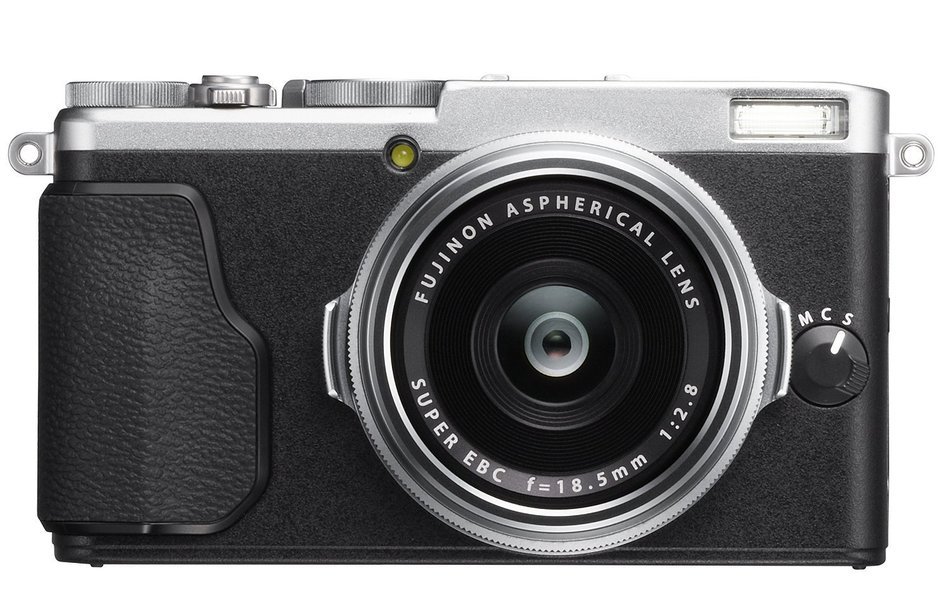 Fujifilm X70 Digital Camera (Silver) (International Model) No Warranty N2