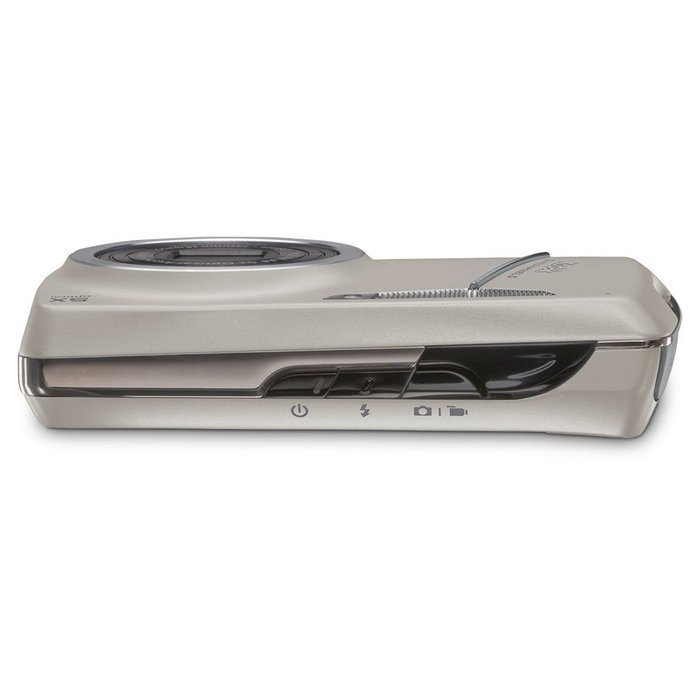 Kodak Easyshare M550 12 MP Digital Camera with 5x Wide Angle Optical Zoom and 2.7-Inch LCD (Dark Grey) N5
