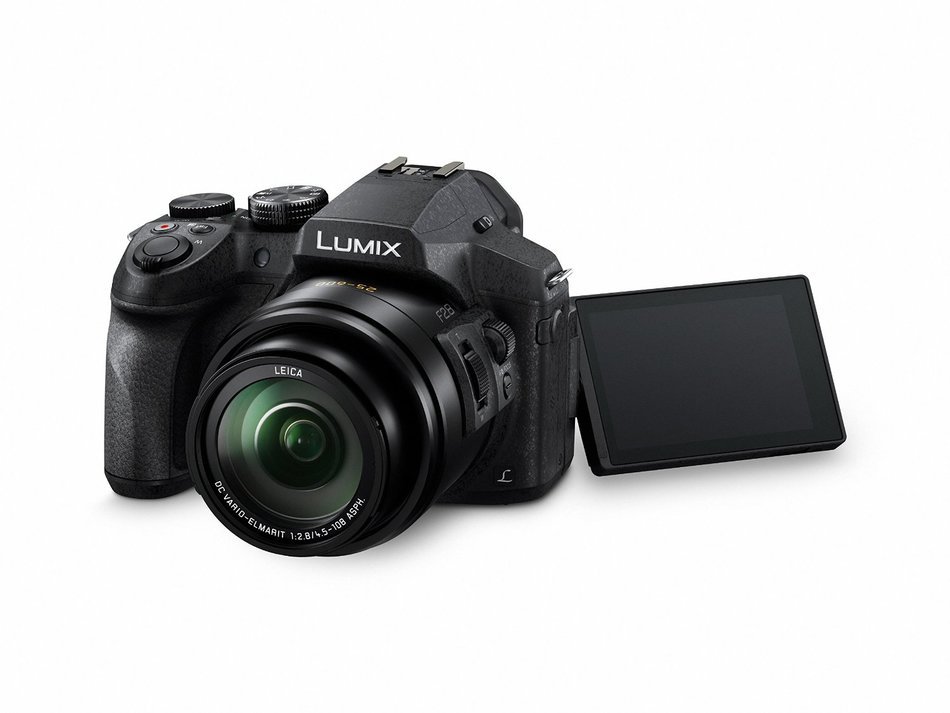Panasonic LUMIX DMC-FZ300K 12.1 Megapixel, 1/2.3-inch Sensor, 4K Video, Splash & Dustproof Body, Leica DC Lens... N5