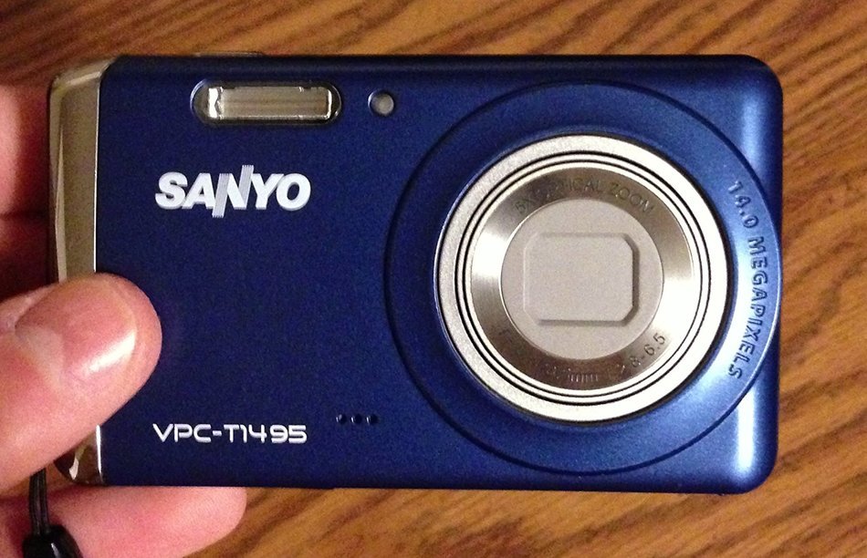 Sanyo Vpc-t1495 14MP Digital Camera | Blue N5