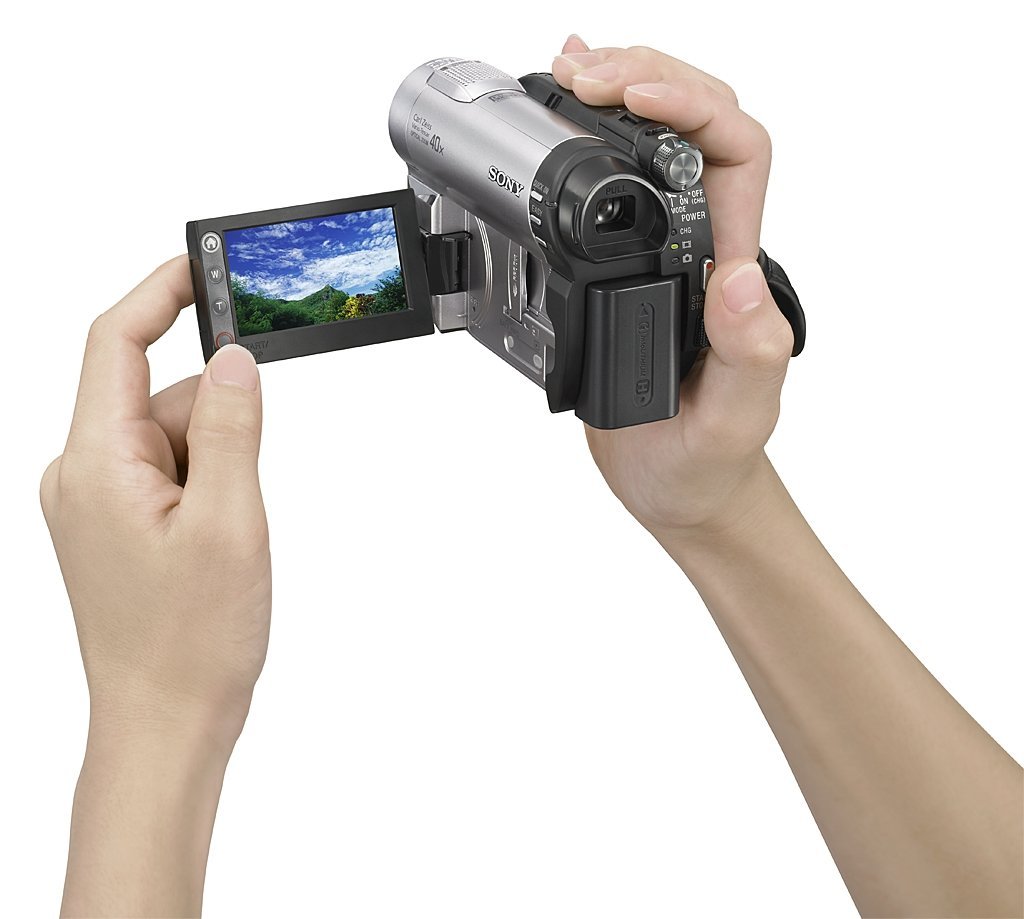Sony DCRDVD610 DVD Handycam Camcorder with 40x Optical Zoom