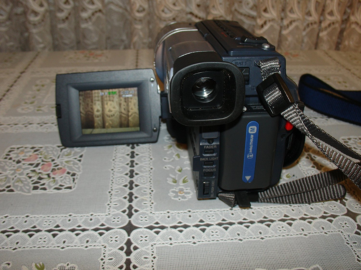 Sony handycam digital 8 camcorder dcr trv140 transfer 8mm tape to