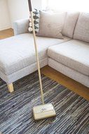 Fuller Brush Carpet Sweeper - Gold N2