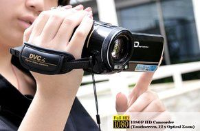 New 1080P HD Camcorder (Touchscreen, 12 x Optical Zoom). N3