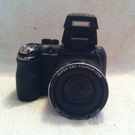 FujiFilm FinePix S3280 14MP Digital Camera N2