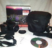 FujiFilm FinePix S3280 14MP Digital Camera N3