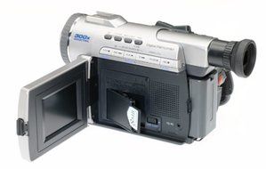 Panasonic PV-DV200 Digital Camcorder (Discontinued by Manufacturer) N6