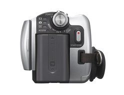 Sony DCR-SR40 30GB Hard Disk Drive Handycam with 20x Optical Zoom (Discontinued by Manufacturer) N11