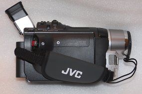 JVC GR-DVL815U Digital Camcorder (Discontinued by Manufacturer) N3