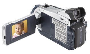 Sony DCRTRV18 MiniDV Digital Handycam Camcorder w/ 2.5" LCD. MPEG, &amp; Memory Stick (Discontinued by Manufacturer) N3