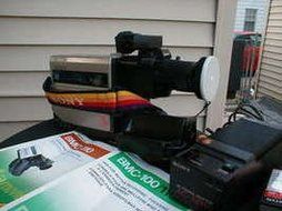 1983 Sony Betamovie - First Consumer Camcorder-BMC-110 Sony Betamax