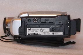 JVC GR-DVL815U Digital Camcorder (Discontinued by Manufacturer) N4