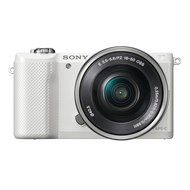 Sony A5000 ILCE5000LW.CEC Appareil photo num&eacute;rique hybride 20,1 Mpix Zoom optique 3x Blanc + Objectif 16-50 mm... N12