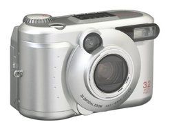 Toshiba PDR-3320 3.2MP Digital Camera w/ 3x Optical Zoom N3