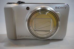 SONY Cyber-shot HX10V (18.2MP/x16 Optical zoom) White - International Version (No Warranty) N3