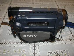 Sony HandyCam Digital 8 Camcorder DCR-TRV140 TRANSFER 8mm Tape to Digital FireWire 1394 &hellip; N3