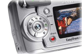 Kodak EasyShare DX6440 4MP Digital Camera w/ 4x Optical Zoom and Dock N8