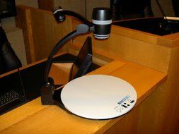 Samsung UF-130DX Digital Visual Presenter / Document Camera N7