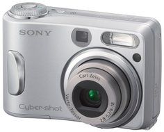Sony Cybershot DSCS90 4.1 MP Digital Camera with 3x Optical Zoom N5