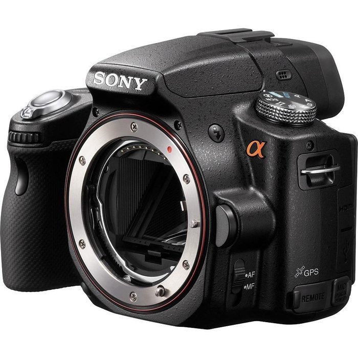 Sony Alpha SLT-A55V DSLR with Translucent Mirror Technology and 3D Sweep Panorama (Camera Body only) (Black)
