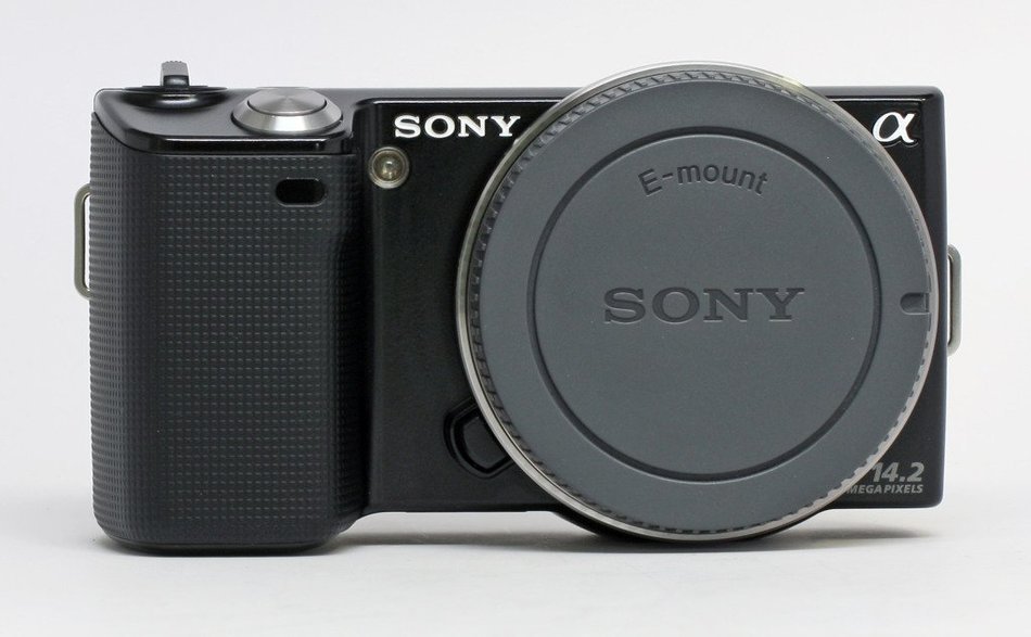 Sony NEX 5k 14.2 Mp Digital Camera Black Body Only N3