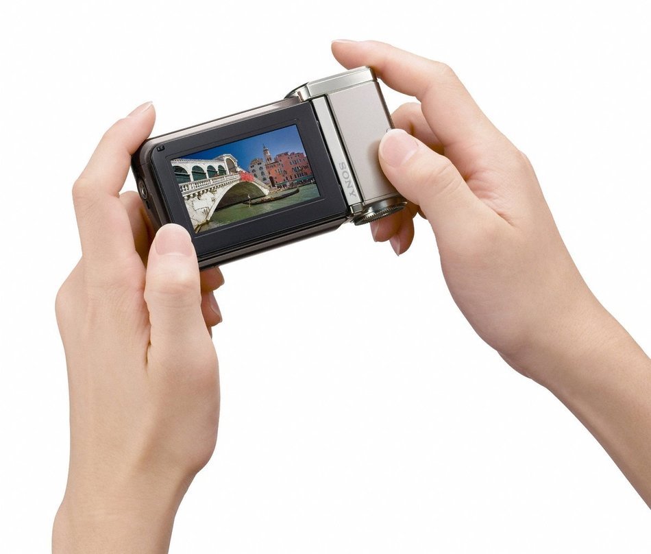 Sony HDR-TG5V High Definition Handycam Camcorder with Built-in GPS Receiver and 10x Optical Zoom (Discontinued... N6
