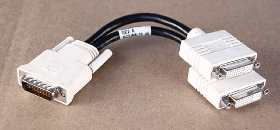 HP (1) DMS-59 Male to (2) DVI-I Dual Link Female Video Splitter Cable - 338285-009 N3