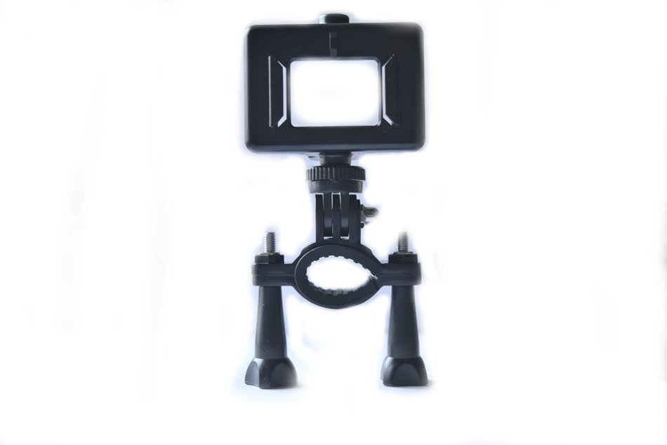 1.5 Inch Screen 1080p Sports Camera Waterproof to 30M and 1.5 Hour Battery Time N3