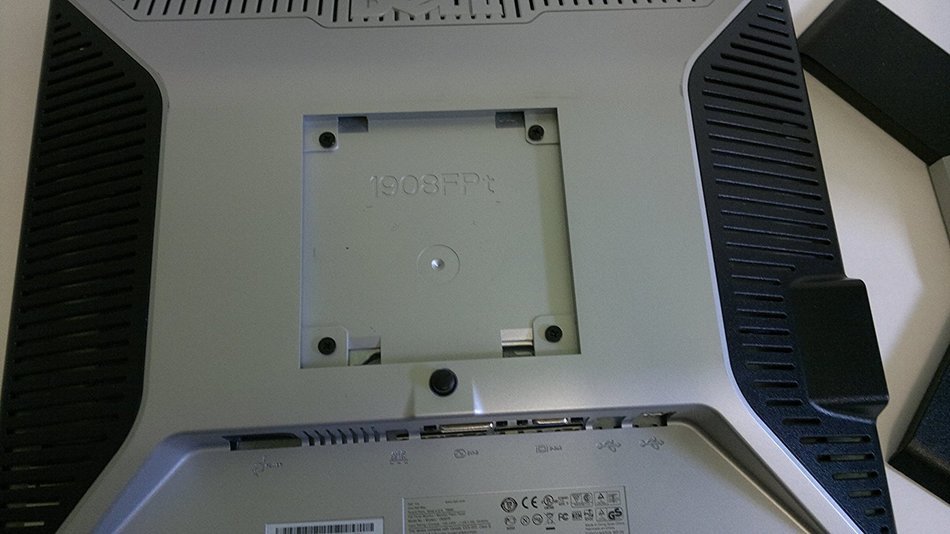 DELL 1908FPt LCD Monitor N2