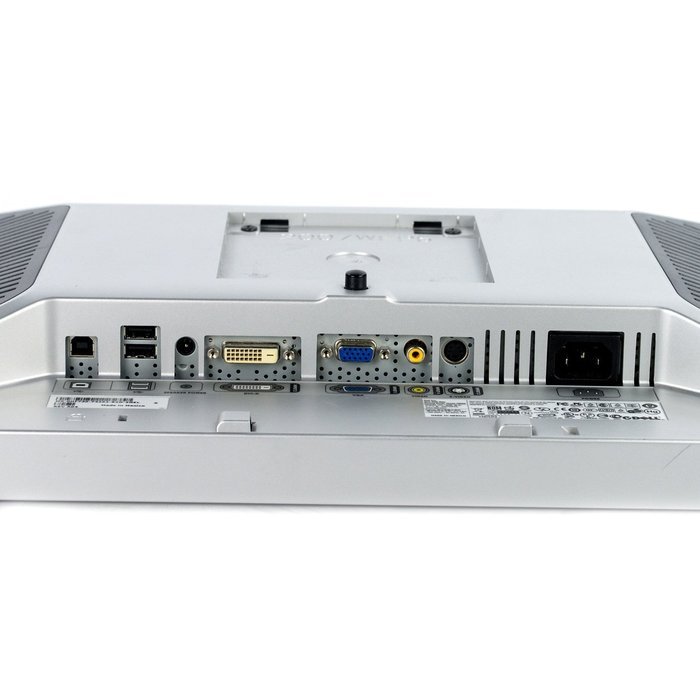 Dell UltraSharp 2007WFP - 20.1" 1680x1050 resolution w/ USB hub N3