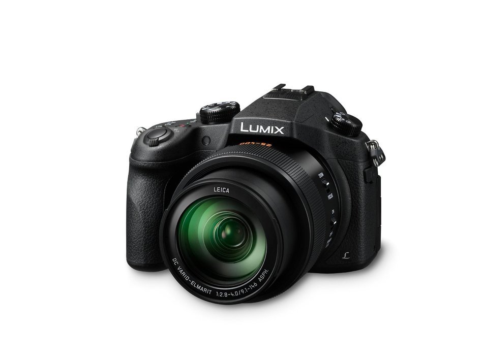 Panasonic LUMIX DMC-FZ1000 Camera, 21.1 Megapixel, 1-inch Sensor, 4K Video, Leica Lens 16X F2.8-4.0 Zoom (Black) N3