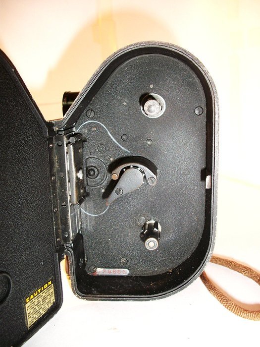 Revere Eight Model 88 8mm Movie Camera N2
