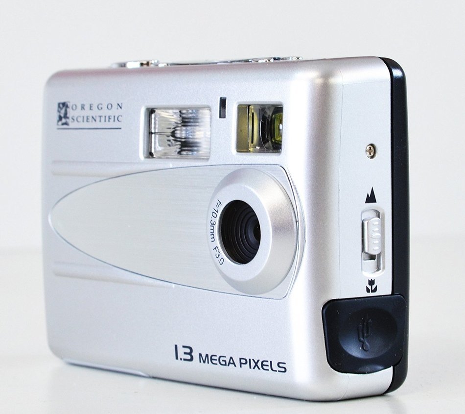 Oregon Scientific Ds6889 1.3 Mega Pixel Digital Camera With Zoom And Smart Media Expansion N5