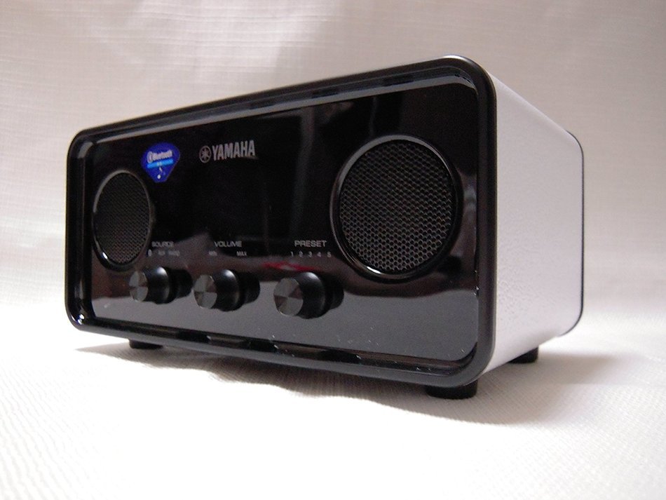 YAMAHA TSX-B72-W Desktop Wireless Speaker White from Japan N4