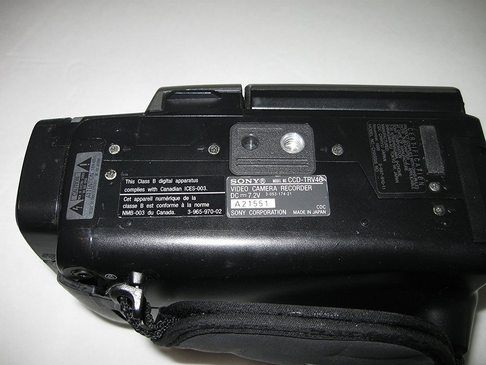SONY CCD-TRV46 Hi8 NTSC HandyCam N8