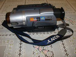 Sony HandyCam Digital 8 Camcorder DCR-TRV140 TRANSFER 8mm Tape to Digital FireWire 1394 &hellip; N8